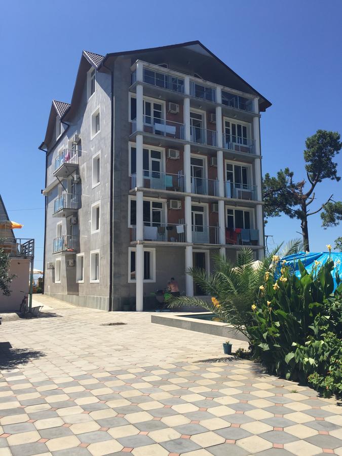 Hotel George Ureki Luaran gambar