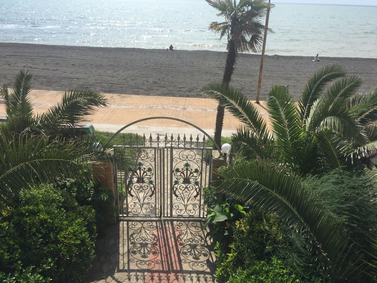 Hotel George Ureki Luaran gambar